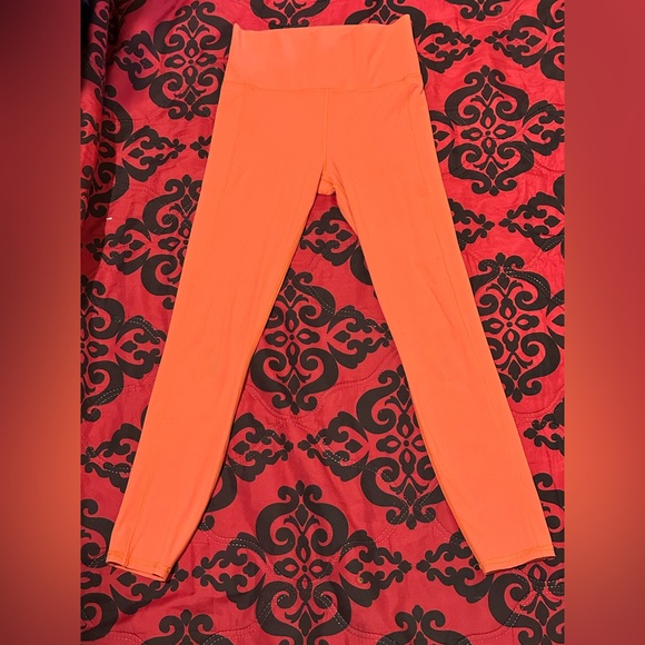 Vuori Vibrant Orange Apparel - Picture 1 of 11